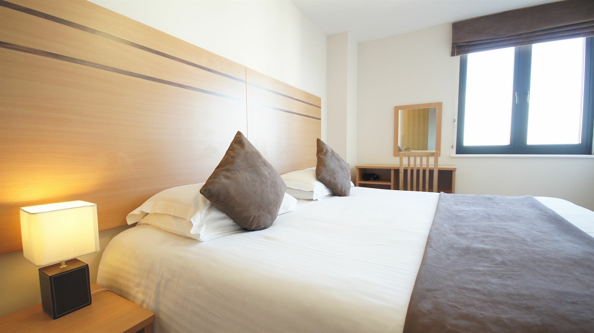 Lodge Drive Serviced Apartments Enfield Luaran gambar